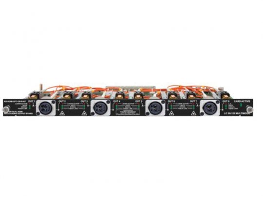 Rackmontierbares Audio-Interface, vorne mit mehreren XLR-Anschlüssen, LED-Anzeigen und beschrifteten Ausgängen; professionelles Audiogerät für Studio-Verkabelung - jetzt mieten oder kaufen.