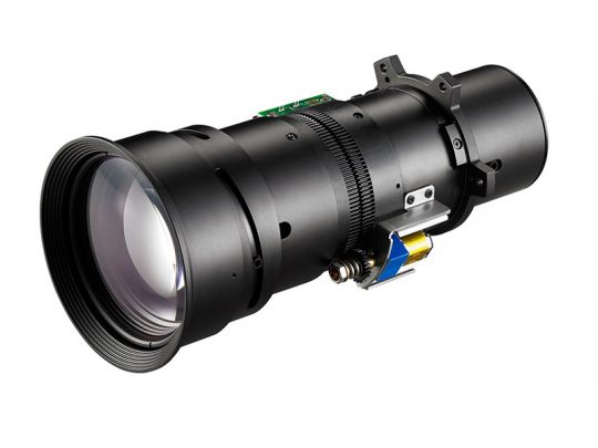 Schwarzes Kameraobjektiv - großes, zylindrisches Wechselobjektiv mit sichtbaren elektronischen Bauteilen und markanter Frontlinse, isoliert vor weißem Hintergrund. Perfekt für professionelle Fotografie und Kameras.